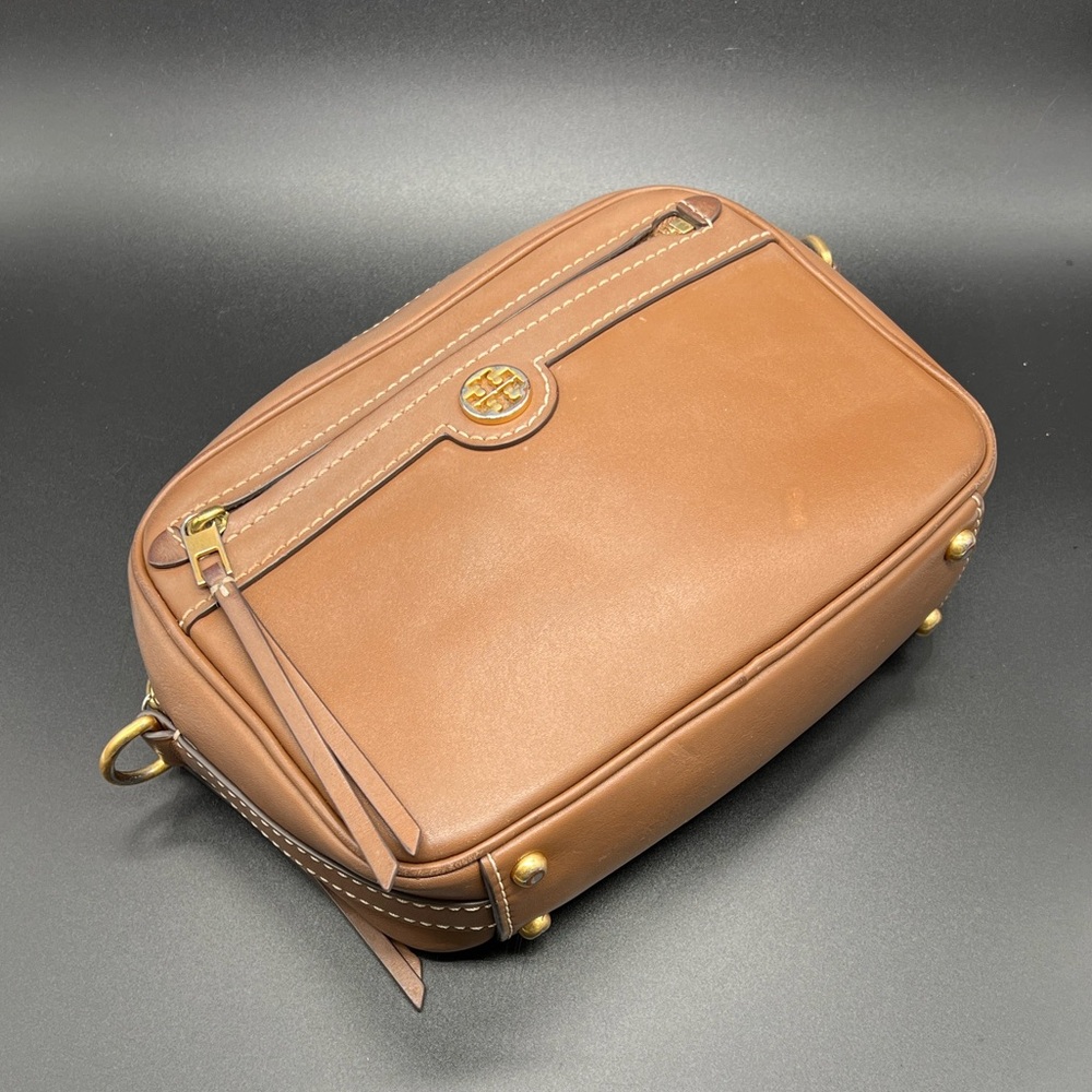 Tory Burch Leather Monogram Crossbody Camera Bag Two Way Tan - Picture 8 of 16